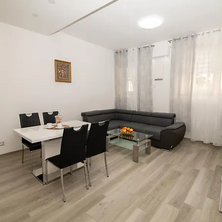 Apartment Junior Deluxe 2